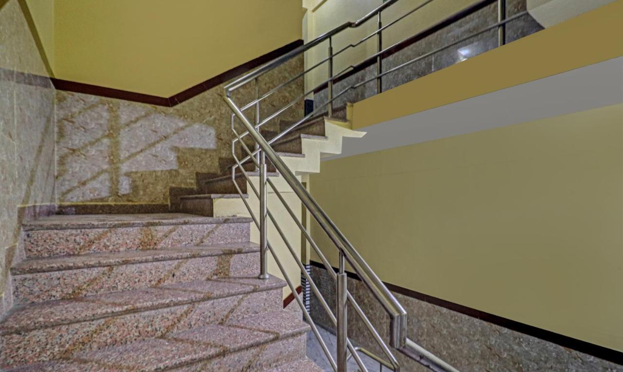 Treebo Trend Radha Palace Mathura Εξωτερικό φωτογραφία