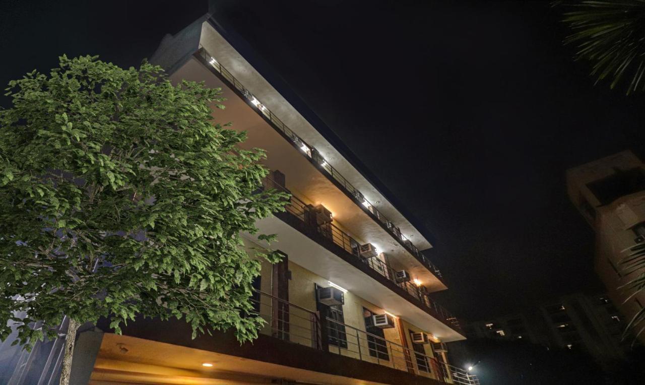 Treebo Trend Radha Palace Mathura Εξωτερικό φωτογραφία