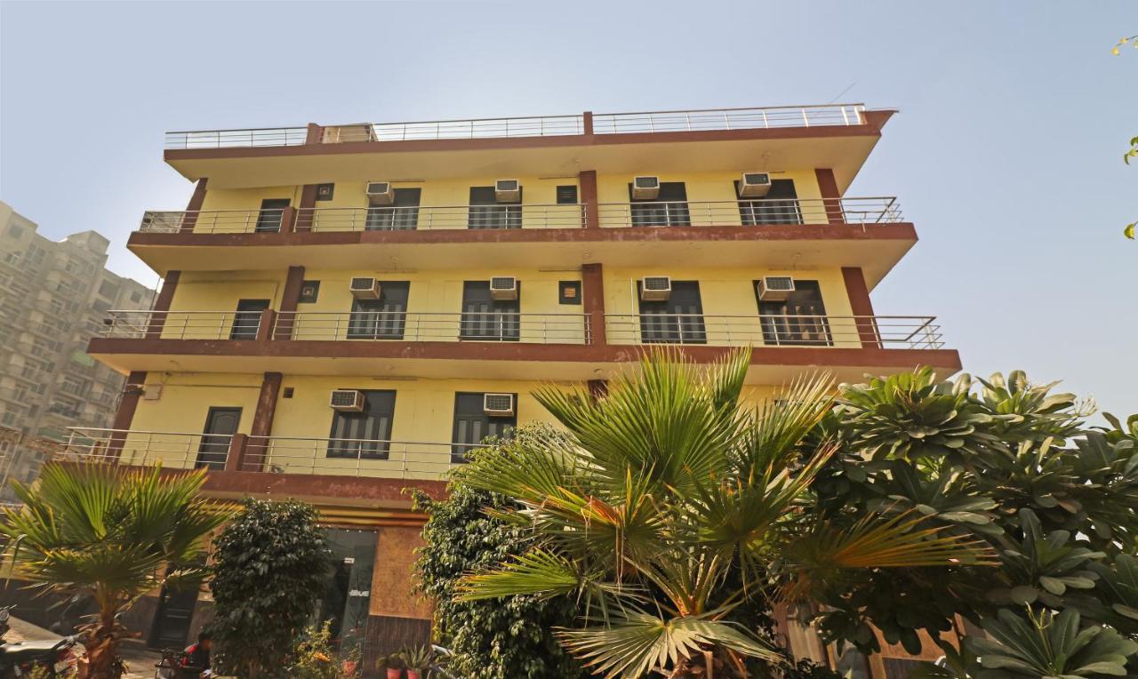 Treebo Trend Radha Palace Mathura Εξωτερικό φωτογραφία