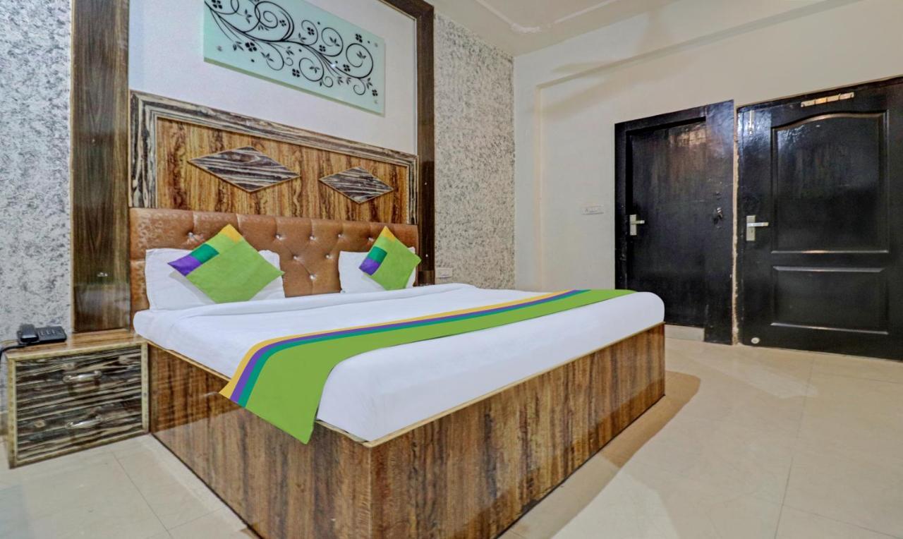 Treebo Trend Radha Palace Mathura Εξωτερικό φωτογραφία